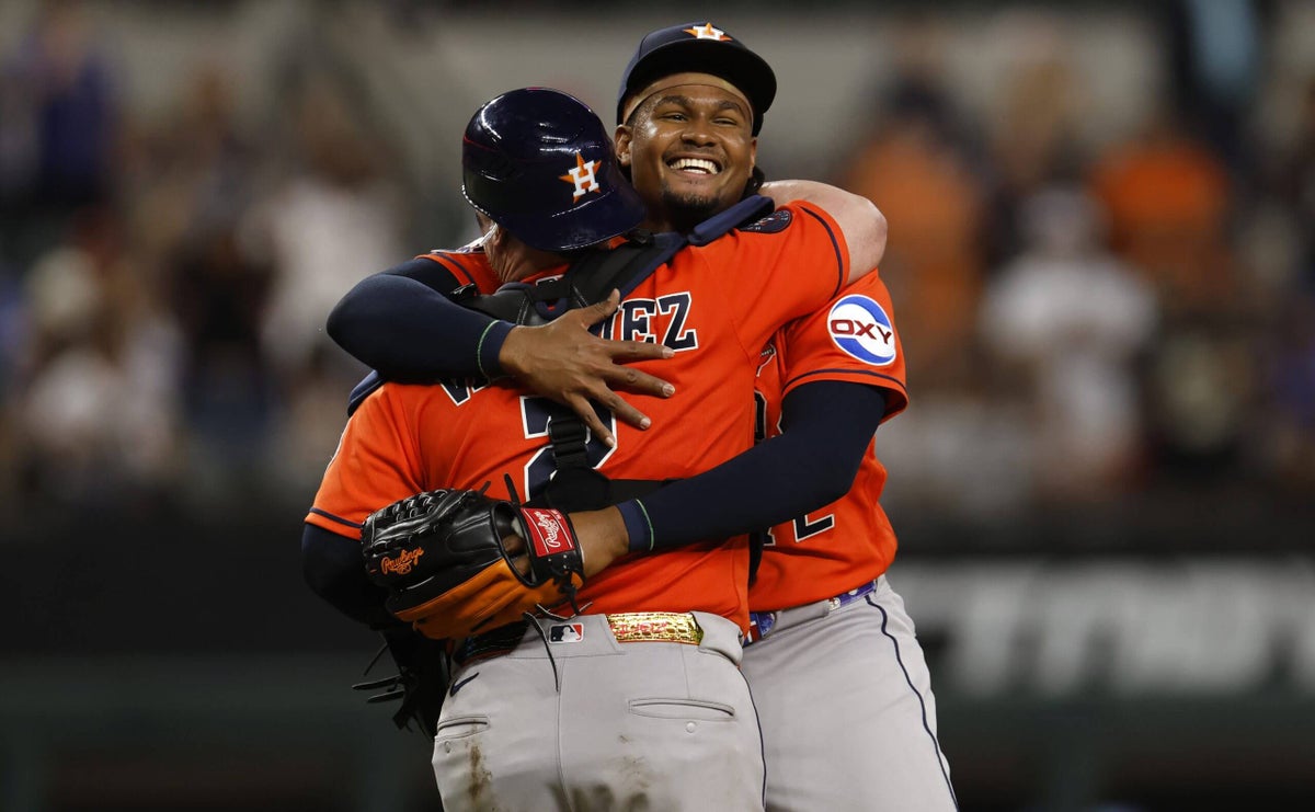 Houston Astros pitcher Alimber Santa celebrates completing a no-hitter in his MLB debut.
