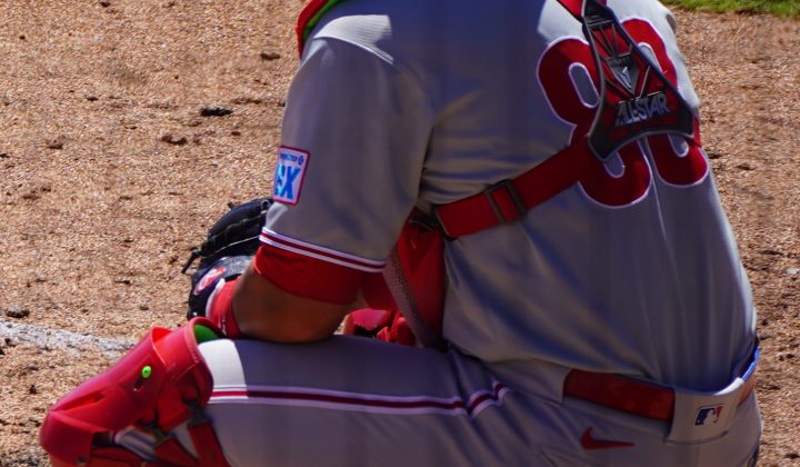 Vladimir Guerrero Jr.’s Three Walks Signal Positive Turn for Blue Jays Slugger
