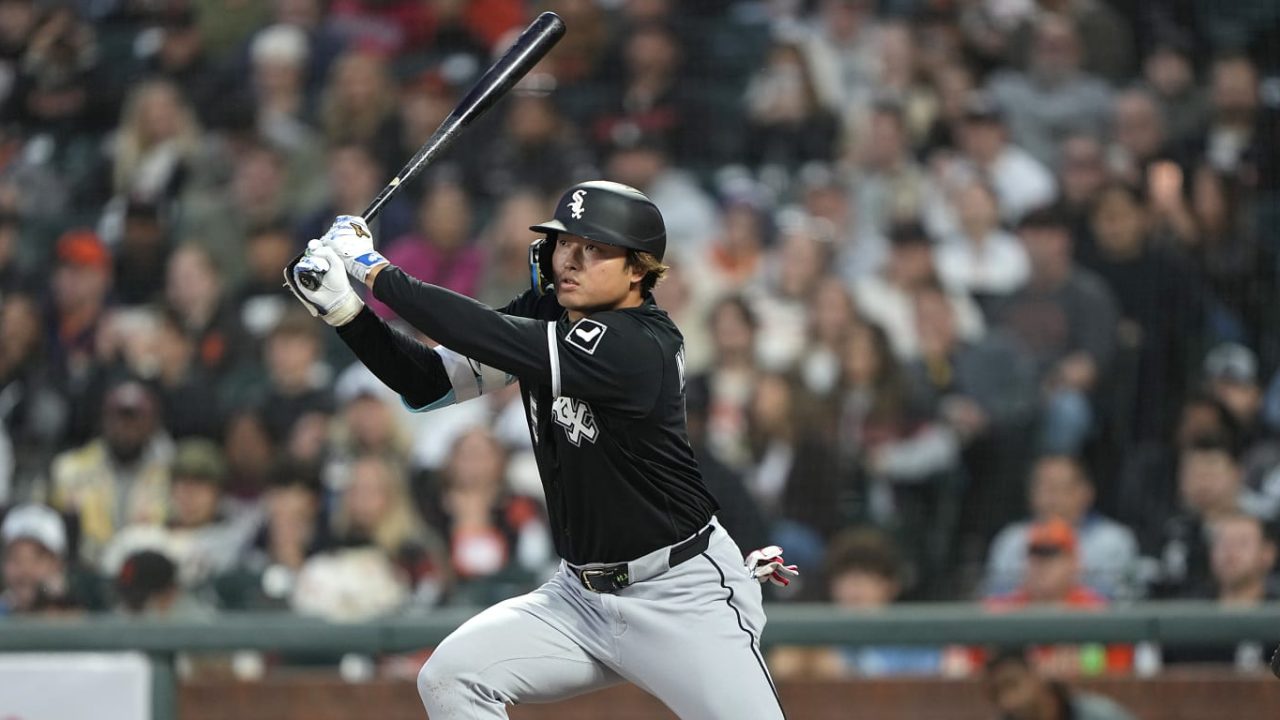 White Sox Explode for Nine-Run Fourth Inning, Down Giants 9-4