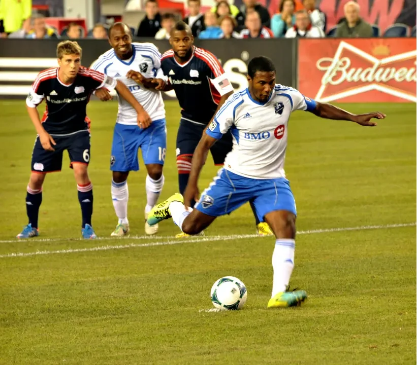 Understanding the NFL’s Offsides Penalty: Rules, Penalties, and How It Affects the Game