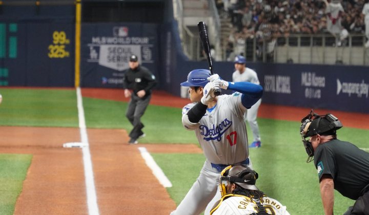 Dodgers Dominate Angels with Nine-Run First Inning