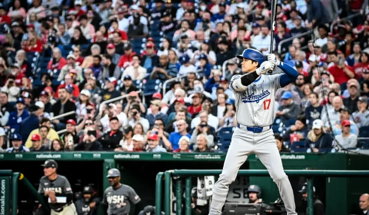 Shohei Ohtani Battles Bloody Finger for Dodgers Win