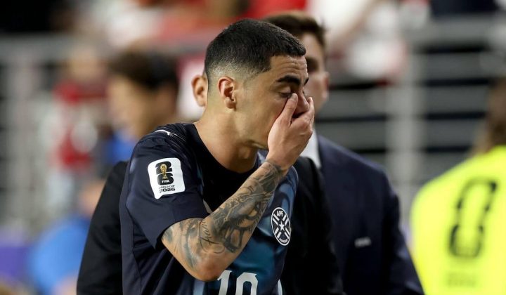 Paraguay Edges Turkey in Tight Match; Almirón Red Card Sparks Rule Debate