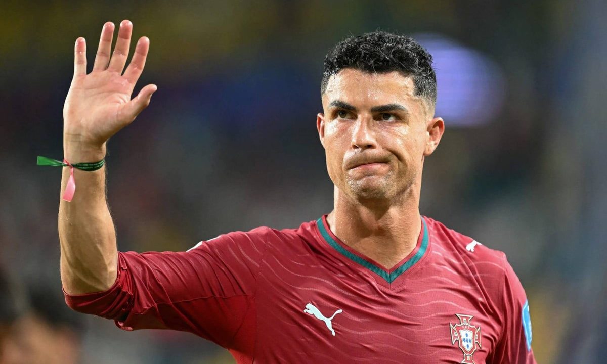 Ronaldo’s Portugal Struggles in World Cup Group Stage Loss to Colombia, Martinez Defends Star
