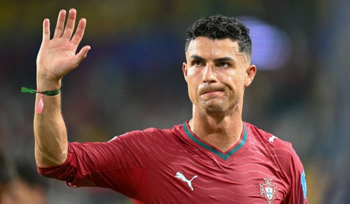 Ronaldo’s Portugal Struggles in World Cup Group Stage Loss to Colombia, Martinez Defends Star