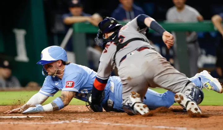 Astros Edge Royals in Slugfest, Dodgers Shut Out White Sox Behind Yamamoto’s Near No-Hitter