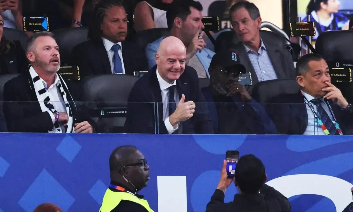 Iran Players, Coach Criticize World Cup Organization Amidst Travel Woes; Infantino Promises Aid