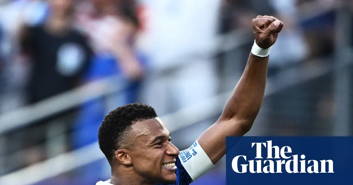 France Advances to Quarter-Finals After Tense Paraguay Clash; England Faces Mexico Next