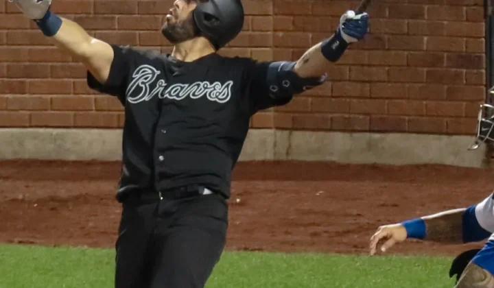 Braves Unleash Offensive Barrage in Dominant 14-3 Victory Over Mets