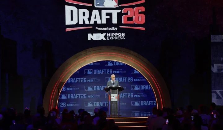 Roch Cholowsky Leads 2026 MLB Draft Day 1 as White Sox Select UCLA Shortstop First Overall