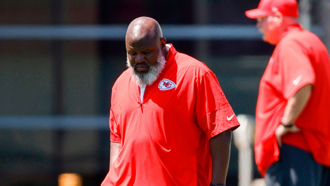 Wife of Chiefs OC Eric Bieniemy Hospitalized After Shooting at Virginia Home