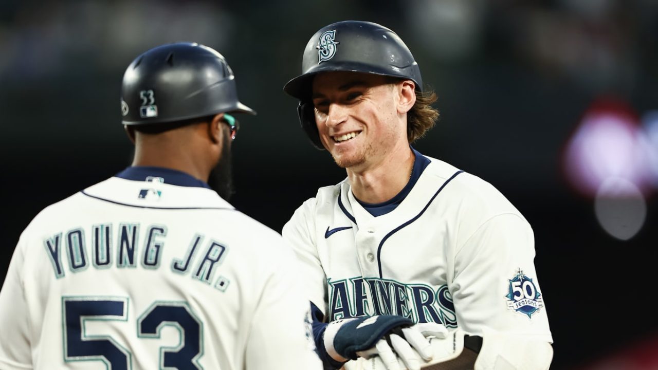 Mariners Showcase Singles Power in Dominant Victory Over Angels
