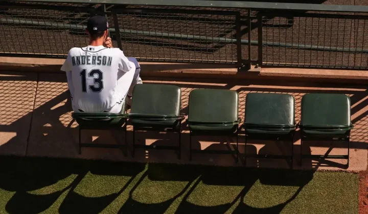Kade Anderson Shines in MLB Debut as Mariners Rally Past Cubs on Randy Arozarena’s Walk-Off Homer