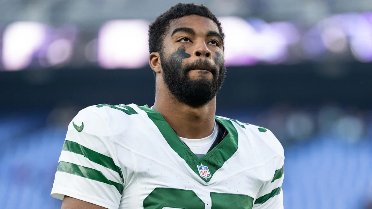 Jets cornerback Qwan’tez Stiggers released from hospital after collapsing in practice