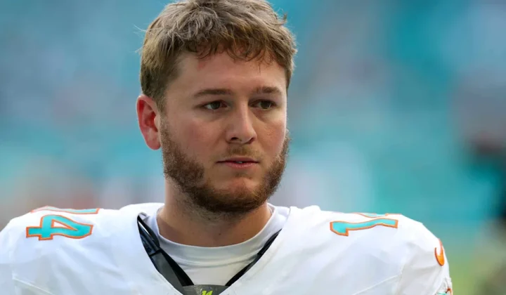 Jacksonville Jaguars Trade For Dolphins QB Quinn Ewers in Late-August Roster Shift