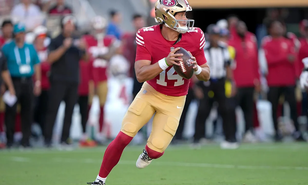 49ers’ Kurtis Rourke Hospitalized With Rib Injury; Nate Hobbs Out Weeks