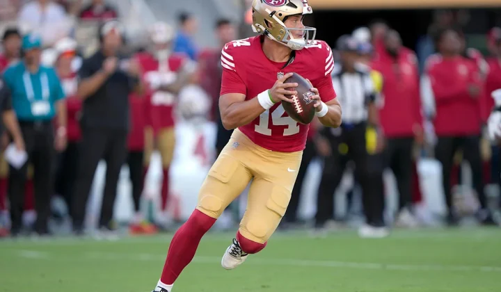 49ers’ Kurtis Rourke Hospitalized With Rib Injury; Nate Hobbs Out Weeks
