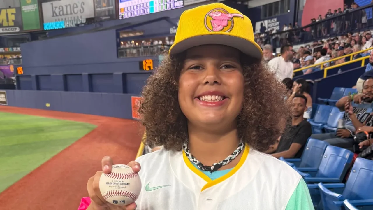 12-Year-Old in Tatis Jersey Snags Home Run, Earns Fist Bump from Padres Star
