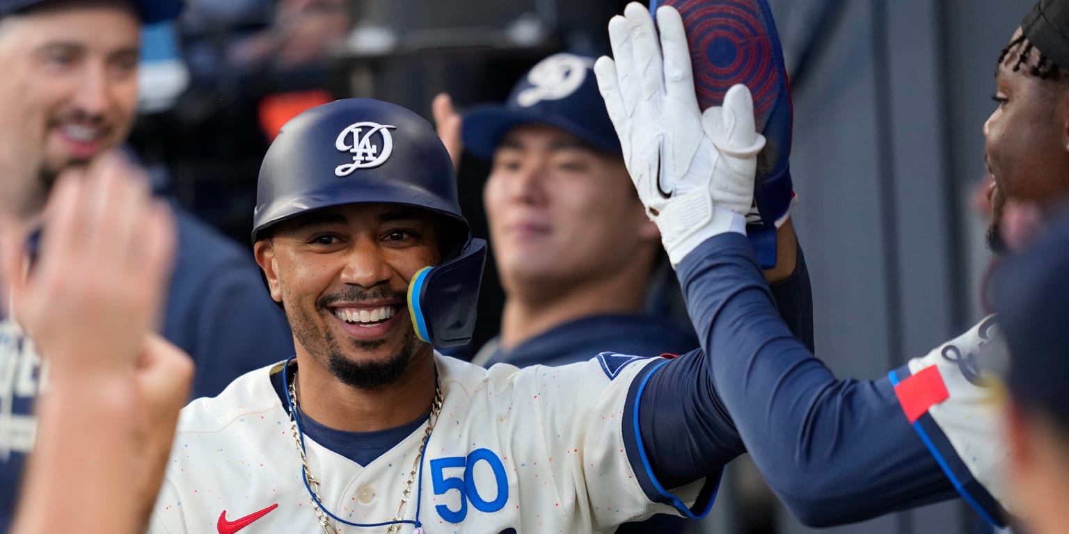 Mookie Betts in the batter's box at Dodger Stadium during the Dodgers-Giants game on September 19, 2026